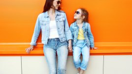 Как да научим малките си дъщери да обичат телата си? 