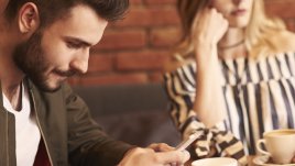 5 грешки с телефона, пречещи на връзката