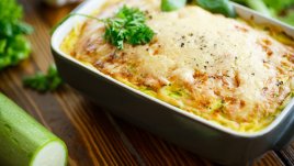 Гретен с тиквички, сирене и кашкавал 