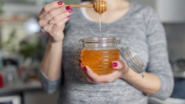 6 неща, които се случват в тялото ви, когато ядете мед вечер преди сън