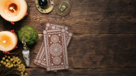 Таро карта за 15 август