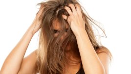 Натурални методи за лечение на пърхот 