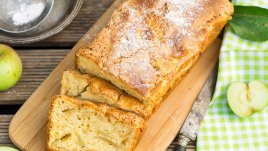 Лесна рецепта за кекс с ябълки и канела