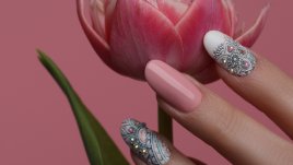 Цветни маникюри за всяка зодия