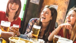 Тревожни знаци, че пиете твърде много