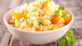 Ориз с моркови и печени орехи