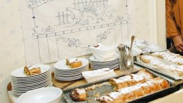 Австрийски щрудел с ванилов сироп