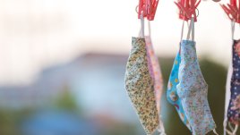 Как правилно да изперете предпазна маска от плат?