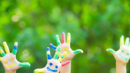 Благотворителна разпродажба в подкрепа на деца с увреждания