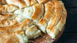 Баница със сирене с готови кори