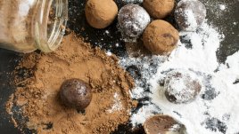 Веган трюфели с черен шоколад