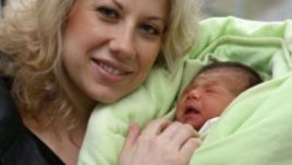 Честито на сем. Георгиеви за дъщеря им Лора!