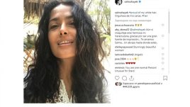 Салма Хайек сподели снимка без грим и с бели коси