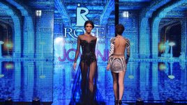 Грандиозен модел спектакъл с тоалети от котюр (галерия)