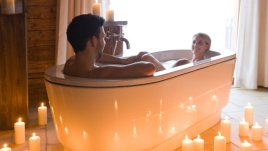 Комбинация от масла за стимулиране на любовта 