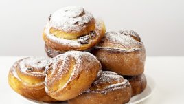 Сицилиански бриоши със стафиди