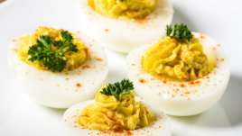 Пълнени яйца с майонеза