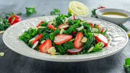 3 нискокалорични салати за Великден