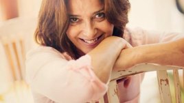 Катето Евро показа внучката си