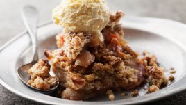 Коблер с ябълки