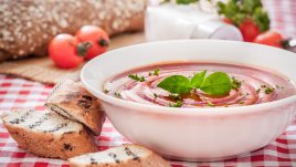 Доматена крем супа с броколи и картофи 