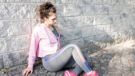 Дамски цветни клинове – с какво да ги съчетаете?