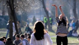 Тийнейджъри и родители: Вие девствени ли се оженихте?