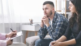 Признаци, че трябва да отидете на терапия за двойки 