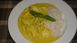 Пиле жулиен с къри