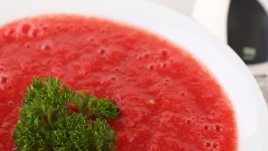 Доматена супа с естрагон и портокал