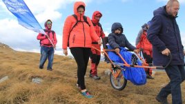 Седем необикновени деца и техните герои на мисия