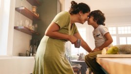 60 позитивни фрази, които да казвате на детето си