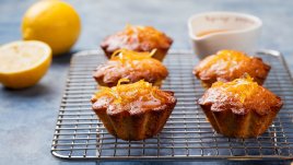 Мъфини с портокал и масло