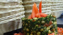 Спанак с нахут и домати