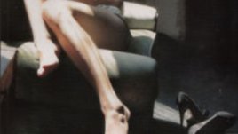 Супермодел представя дебютната си книга в София