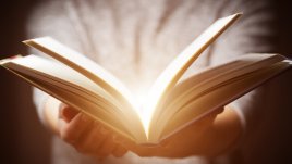 „Дари книга, ела на театър“ в Театър „Българска армия“