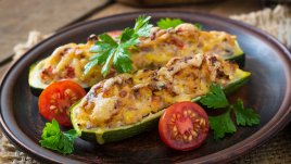 Пълнени тиквички с нахут