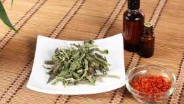 5 причини да включите масло от шафранка в грижата за кожата 