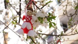 Поздрави за първи март – Баба Марта