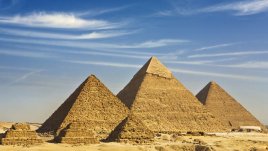 Знаете ли, че египетските пирамиди не са построени от роби? 