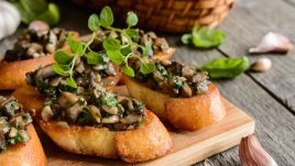 Брускети с гъби и чесън