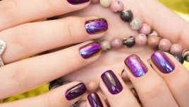 Идеи за маникюр в тъмни нюанси