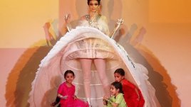 Нормално ли е да обичам едното си дете повече от другото?