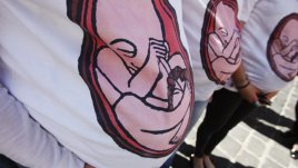 Бременността и първият бебешки албум