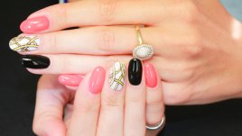 Линии в маникюра - винаги красива идея