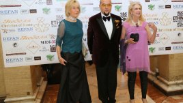 REFAN изненада ароматно гостите на Руския бал  