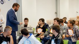 Състезанието „Отново на училище“ помогна на 50 деца