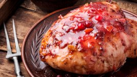 Сос за пуйка с боровинки и мед 