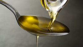 Как да използвате слънчогледовото олио за здрава коса?