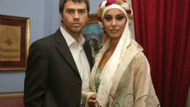 Какви са мъжете от сериала „Цвете от изтока“